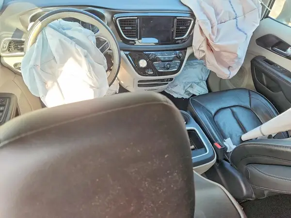 2C4RC1GG7HR788591 2017 CHRYSLER PACIFICA - Image 8