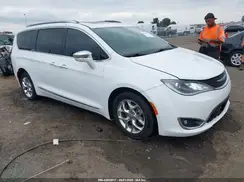 2C4RC1GG7HR804563 2017 CHRYSLER PACIFICA