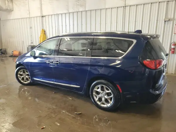 2C4RC1GG7HR812727 2017 CHRYSLER PACIFICA - Image 2