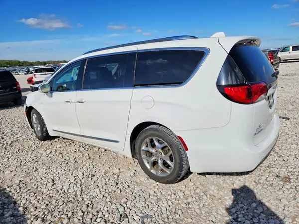 2C4RC1GG7JR106802 2018 CHRYSLER PACIFICA - Image 2