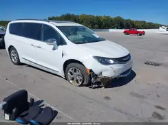 2C4RC1GG7JR149651 2018 CHRYSLER PACIFICA