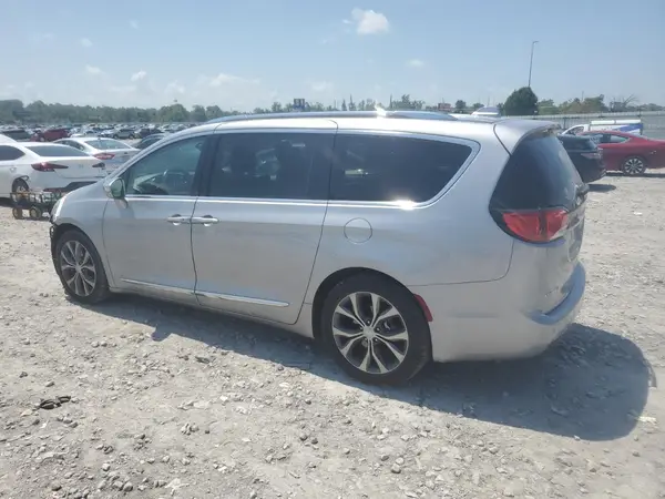 2C4RC1GG7JR252164 2018 CHRYSLER PACIFICA - Image 2