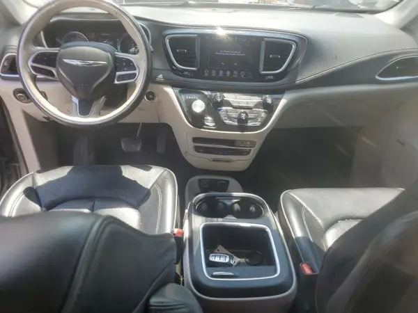 2C4RC1GG7JR252164 2018 CHRYSLER PACIFICA - Image 8