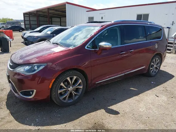 2C4RC1GG7JR259907 2018 CHRYSLER PACIFICA - Image 2