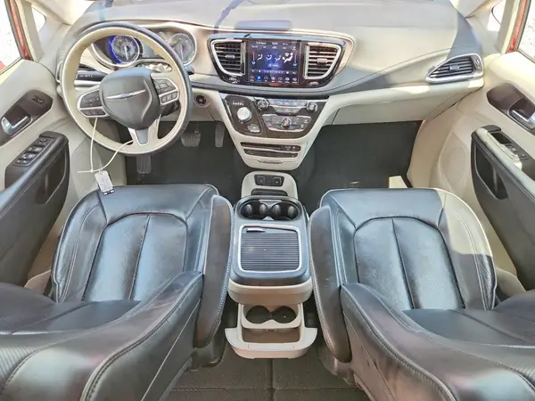 2C4RC1GG7JR260457 2018 CHRYSLER PACIFICA - Image 8