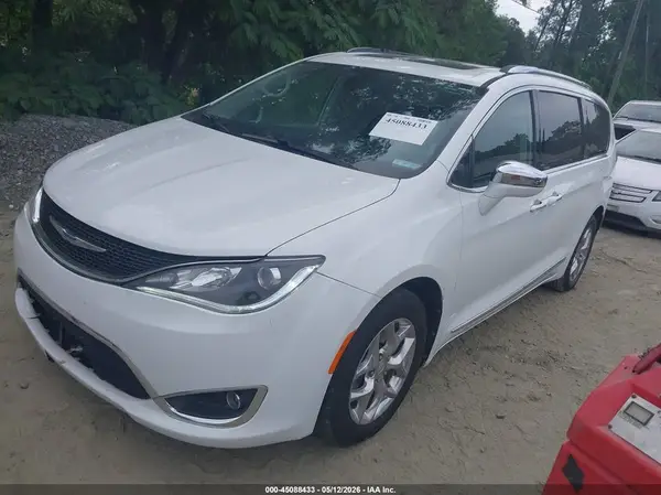 2C4RC1GG7JR272110 2018 CHRYSLER PACIFICA - Image 2