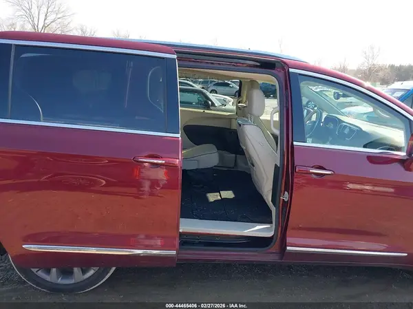 2C4RC1GG7JR306031 2018 CHRYSLER PACIFICA - Image 8