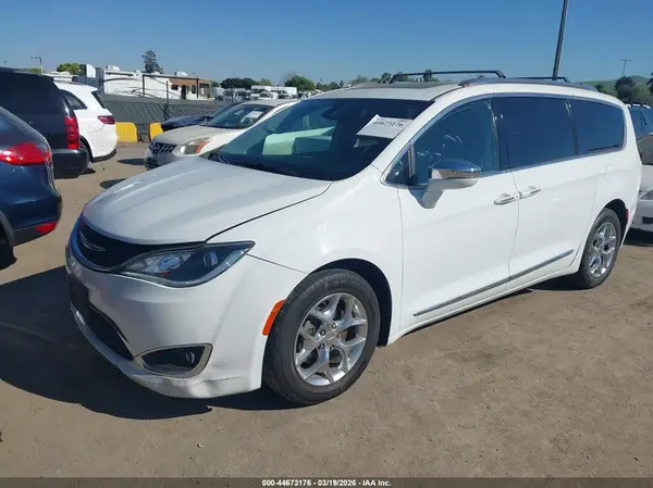 2C4RC1GG7JR320544 2018 CHRYSLER PACIFICA - Image 2