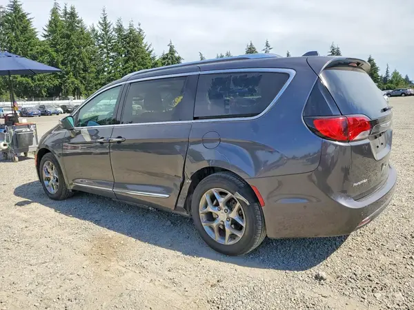 2C4RC1GG7JR330961 2018 CHRYSLER PACIFICA - Image 2