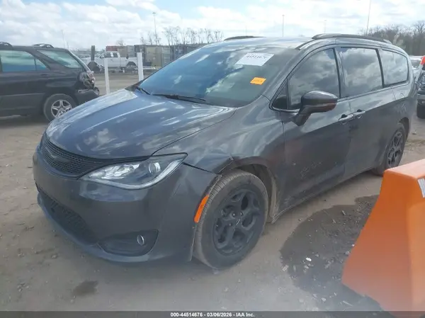 2C4RC1GG7KR506859 2019 CHRYSLER PACIFICA - Image 2