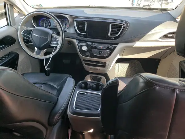 2C4RC1GG7KR551879 2019 CHRYSLER PACIFICA - Image 8