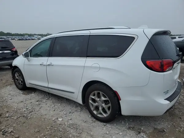2C4RC1GG7KR657569 2019 CHRYSLER PACIFICA - Image 2