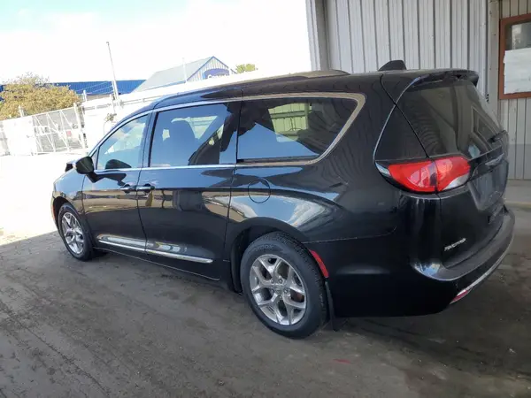 2C4RC1GG7KR667440 2019 CHRYSLER PACIFICA - Image 2