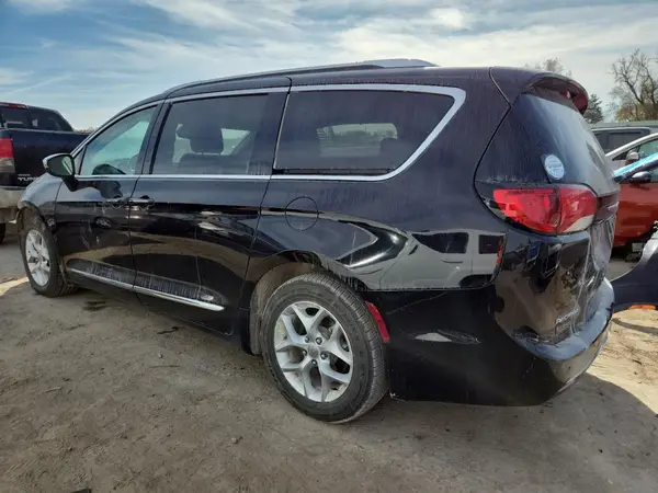 2C4RC1GG7KR720203 2019 CHRYSLER PACIFICA - Image 2