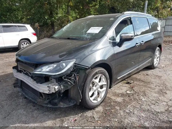 2C4RC1GG7LR181678 2020 CHRYSLER PACIFICA - Image 2