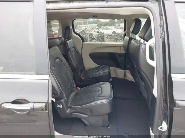 2C4RC1GG7LR250045 2020 CHRYSLER PACIFICA - Image 8