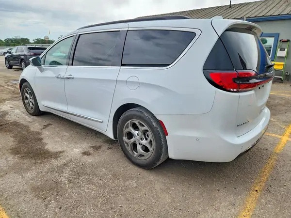 2C4RC1GG7NR180825 2022 CHRYSLER PACIFICA - Image 2