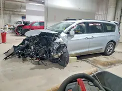 2C4RC1GG7NR230624 2022 CHRYSLER PACIFICA