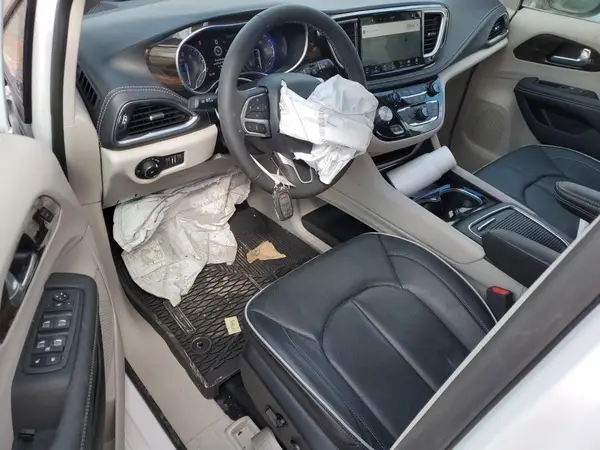 2C4RC1GG7RR174058 2024 CHRYSLER PACIFICA - Image 8