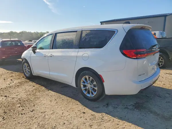 2C4RC1GG7TR243869 2026 CHRYSLER PACIFICA - Image 2