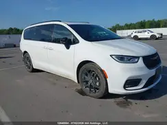 2C4RC1GG7TR274295 2026 CHRYSLER PACIFICA