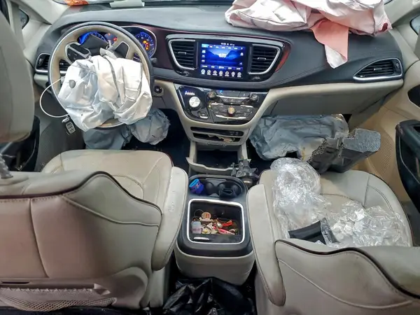 2C4RC1GG8HR505003 2017 CHRYSLER PACIFICA - Image 8
