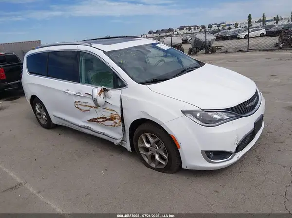 2C4RC1GG8HR505163 2017 CHRYSLER PACIFICA - Image 1