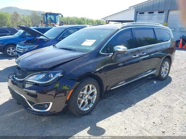 2C4RC1GG8HR525526 2017 CHRYSLER PACIFICA - Image 2