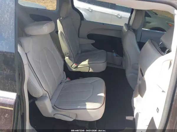 2C4RC1GG8HR525526 2017 CHRYSLER PACIFICA - Image 8