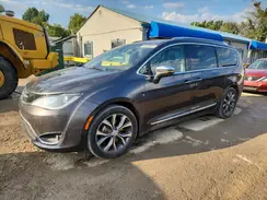 2C4RC1GG8HR531696 2017 CHRYSLER PACIFICA