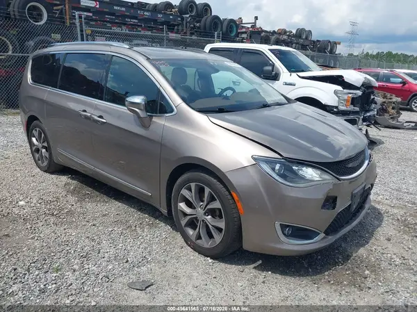 2C4RC1GG8HR537076 2017 CHRYSLER PACIFICA - Image 1