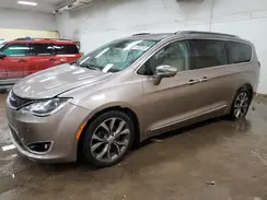 2C4RC1GG8HR537191 2017 CHRYSLER PACIFICA