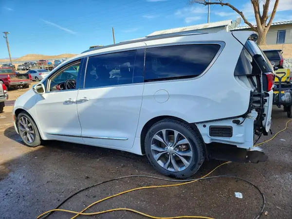 2C4RC1GG8HR544898 2017 CHRYSLER PACIFICA - Image 2