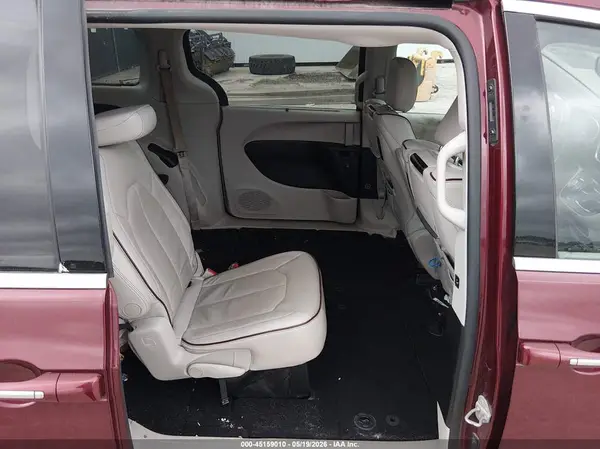 2C4RC1GG8HR610947 2017 CHRYSLER PACIFICA - Image 8