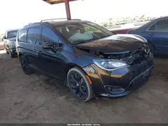 2C4RC1GG8HR628879 2017 CHRYSLER PACIFICA