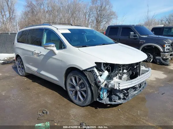 2C4RC1GG8HR634049 2017 CHRYSLER PACIFICA - Image 1