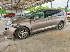 2C4RC1GG8HR638084 2017 CHRYSLER PACIFICA