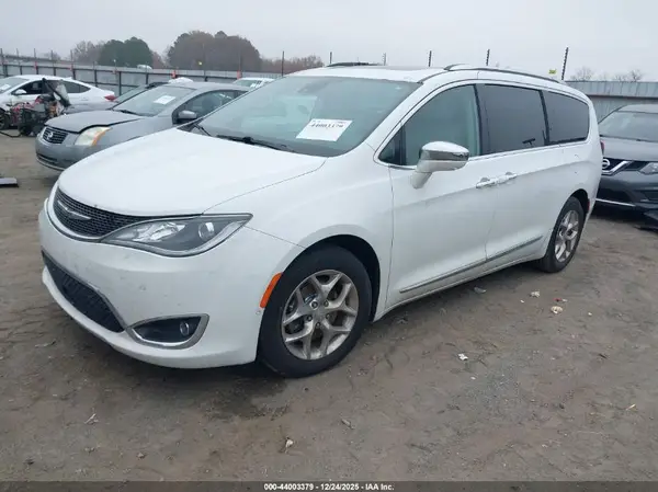 2C4RC1GG8HR638103 2017 CHRYSLER PACIFICA - Image 2