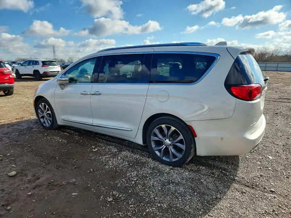 2C4RC1GG8HR647688 2017 CHRYSLER PACIFICA - Image 2
