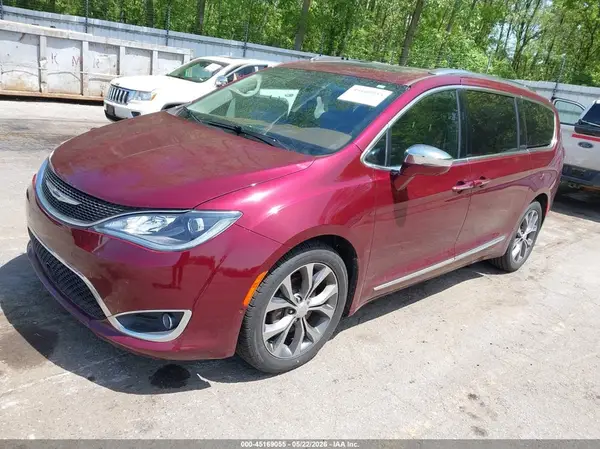 2C4RC1GG8HR704097 2017 CHRYSLER PACIFICA - Image 2