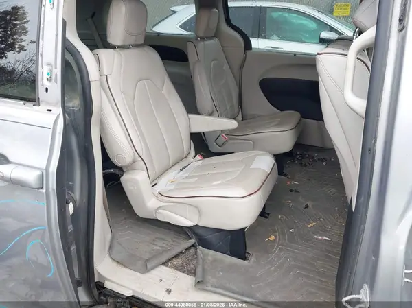 2C4RC1GG8HR709736 2017 CHRYSLER PACIFICA - Image 8