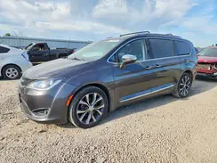 2C4RC1GG8HR734832 2017 CHRYSLER PACIFICA