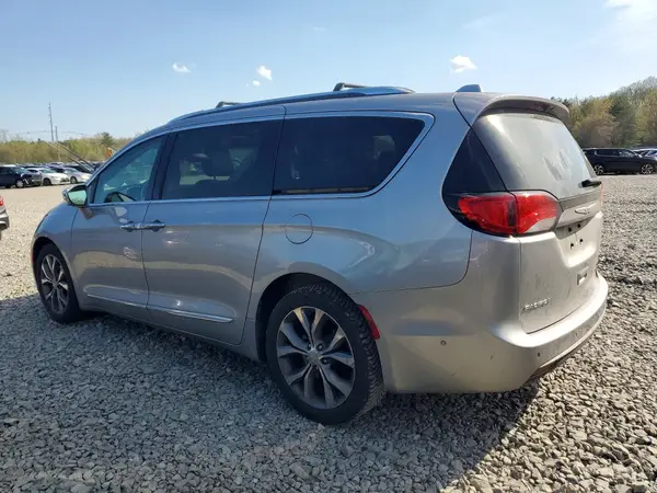 2C4RC1GG8HR744518 2017 CHRYSLER PACIFICA - Image 2