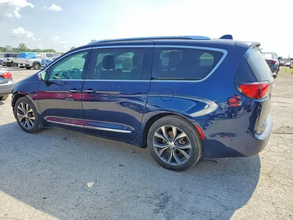 2C4RC1GG8HR778460 2017 CHRYSLER PACIFICA - Image 2