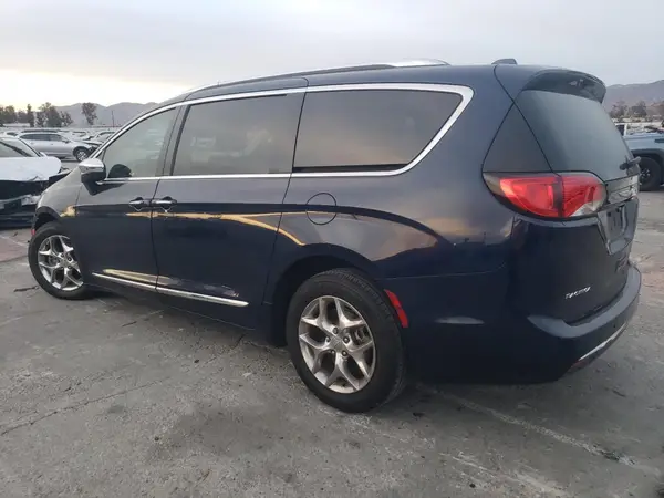 2C4RC1GG8HR778734 2017 CHRYSLER PACIFICA - Image 2