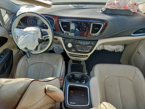 2C4RC1GG8HR812235 2017 CHRYSLER PACIFICA - Image 8