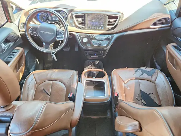 2C4RC1GG8HR841587 2017 CHRYSLER PACIFICA - Image 8