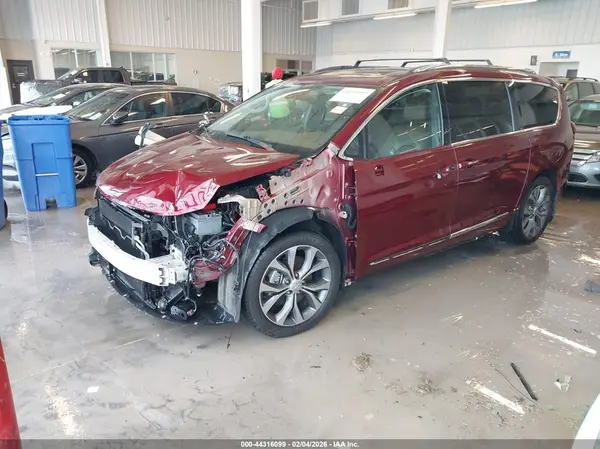 2C4RC1GG8HR851326 2017 CHRYSLER PACIFICA - Image 2