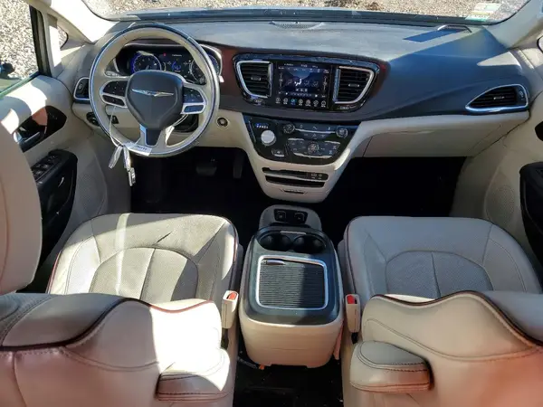 2C4RC1GG8JR107831 2018 CHRYSLER PACIFICA - Image 8