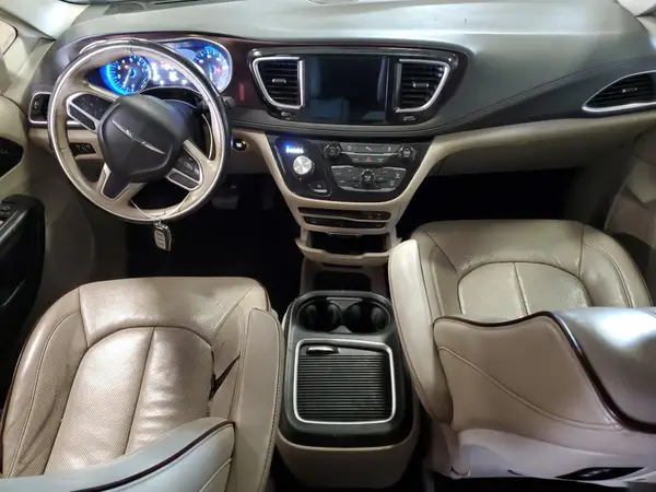 2C4RC1GG8JR116089 2018 CHRYSLER PACIFICA - Image 8